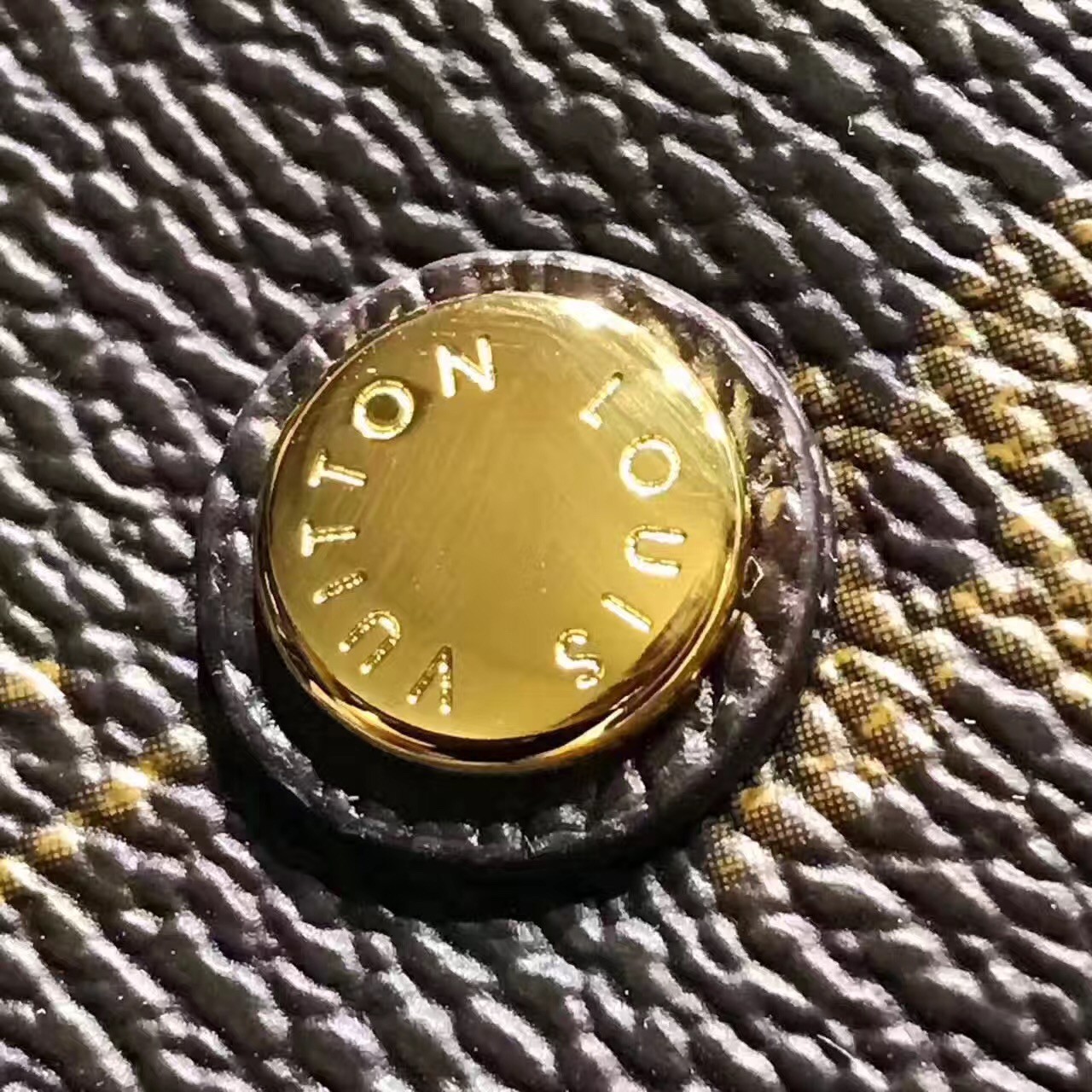 1495942422592518.jpg