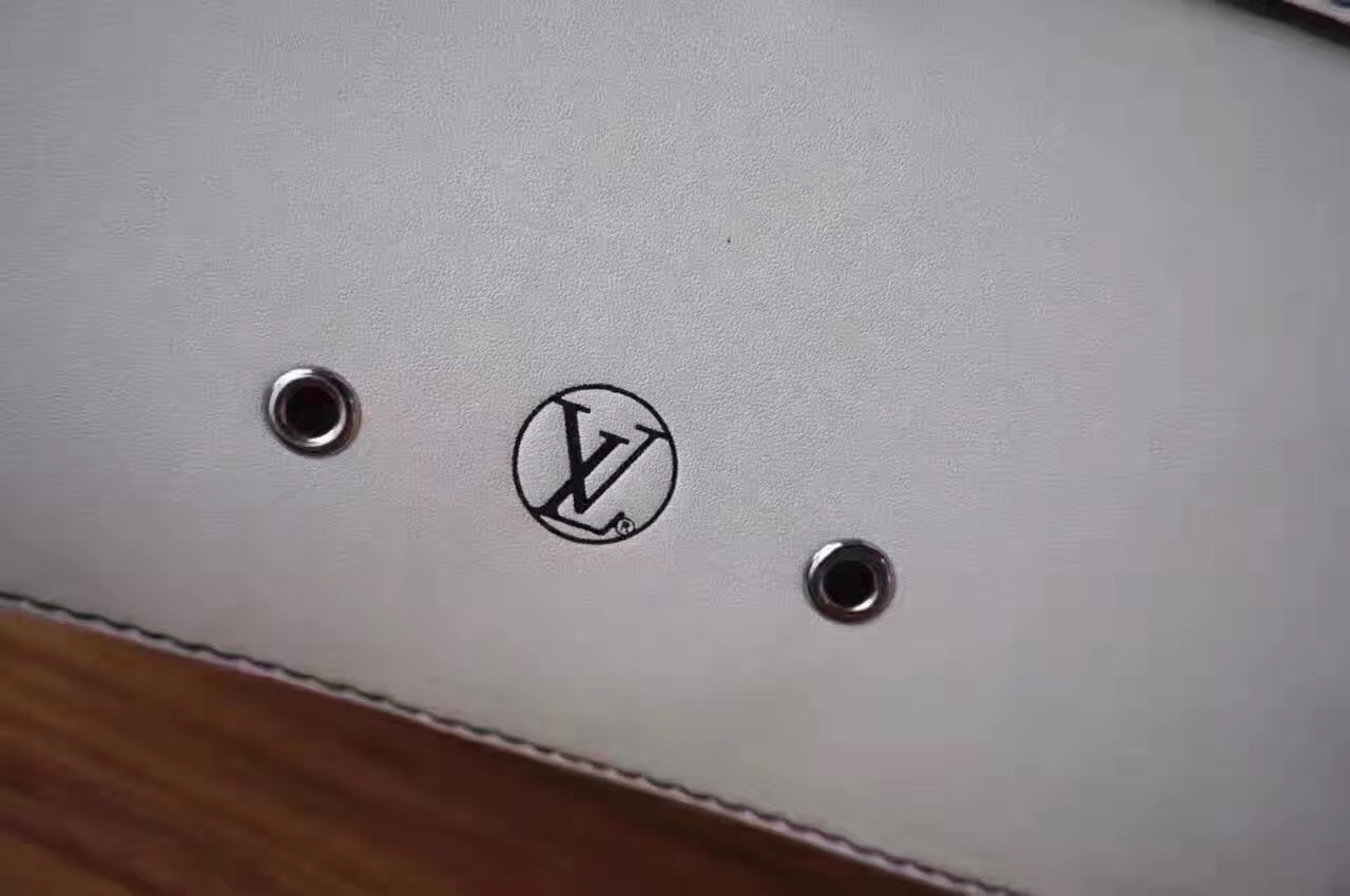 1496206063120082.jpg