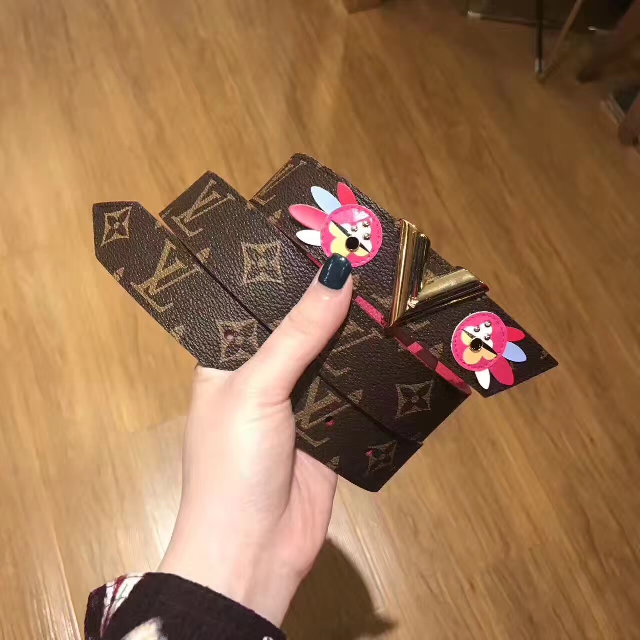 1496377583517285.jpg