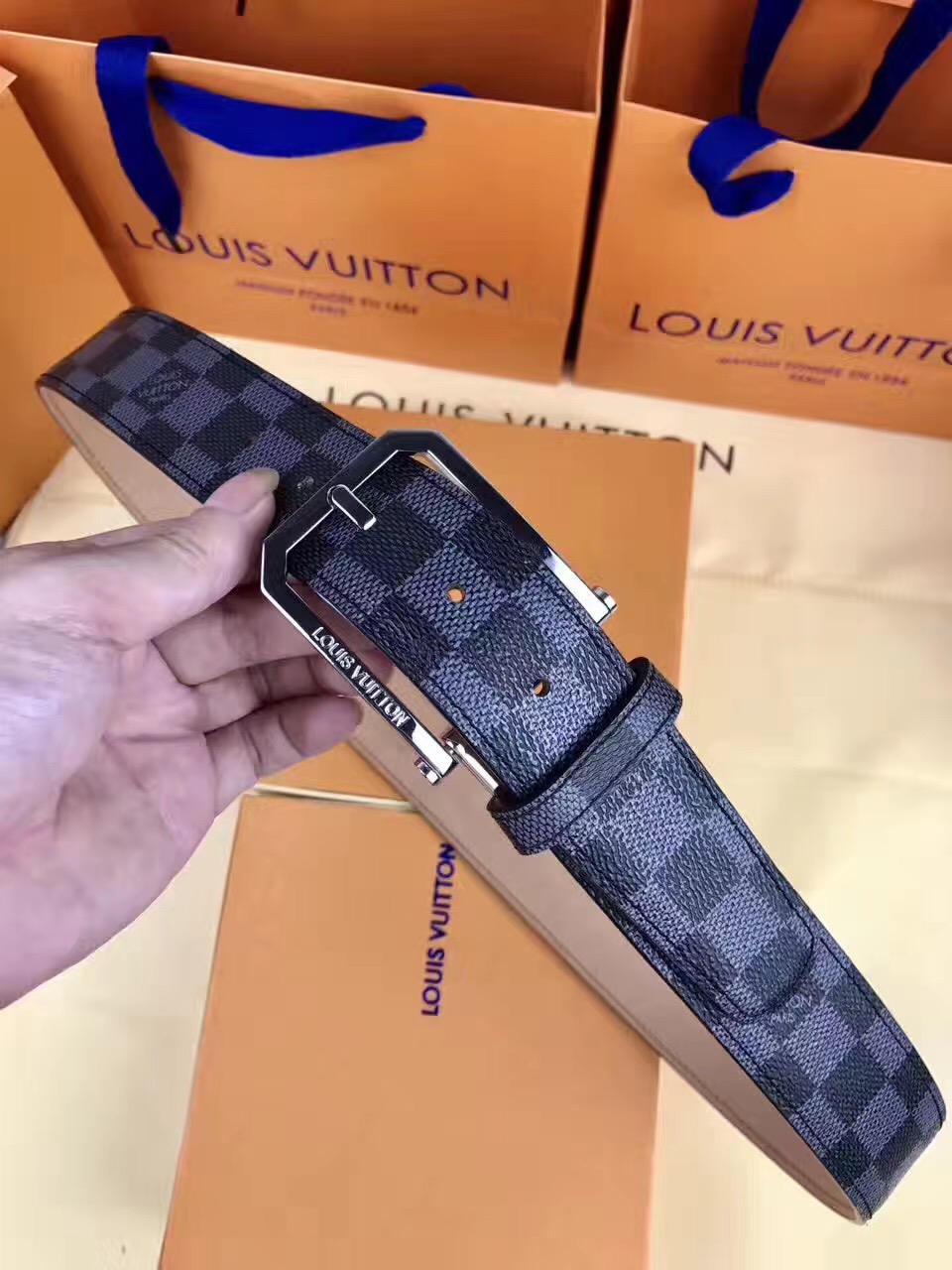 1496379536134901.jpg