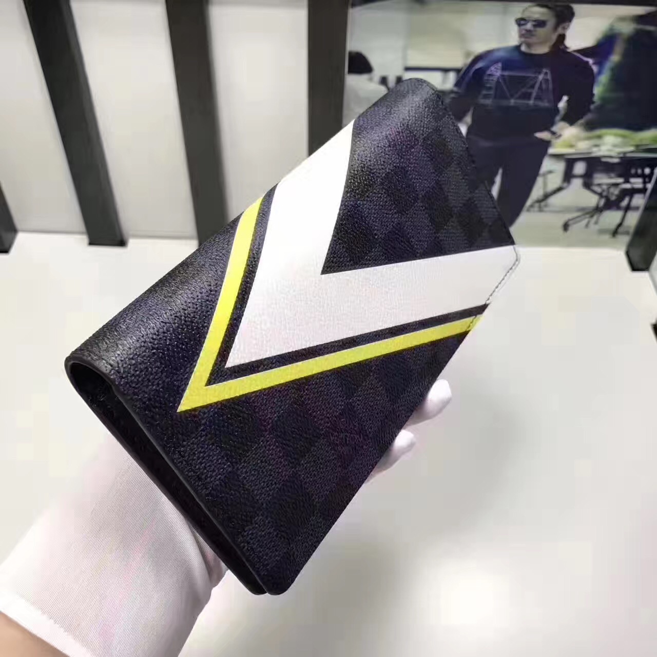 1496491886664110.jpg