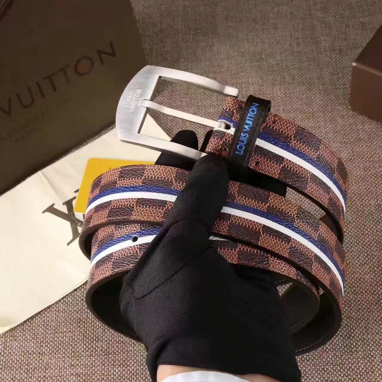 1496819472437541.jpg
